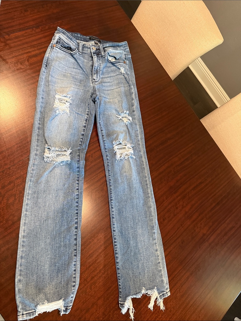 Judy Blue Light Blue Distressed Straight Leg Jeans